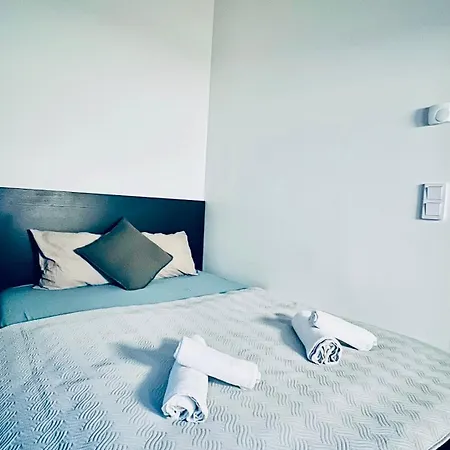 Appartement Cozy 6 Mins By Train To Airport *