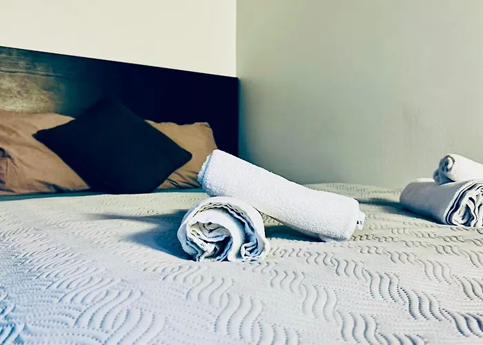 Cozy 6 Mins By Train To Airport * 万塔